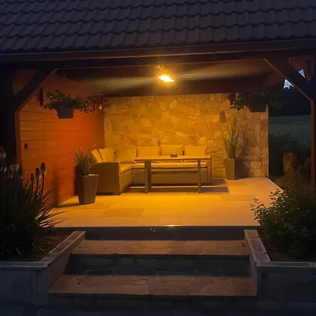 Chalupa Na Konci Lhoty Pluhuv Zdar